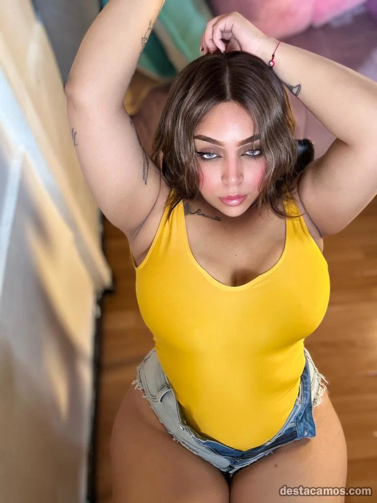 NIKISOFÍA; latina voluptuosa siempre ONLINE profile photo