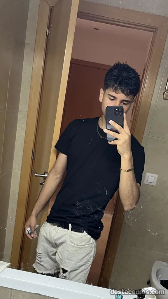 Primera vez profile photo