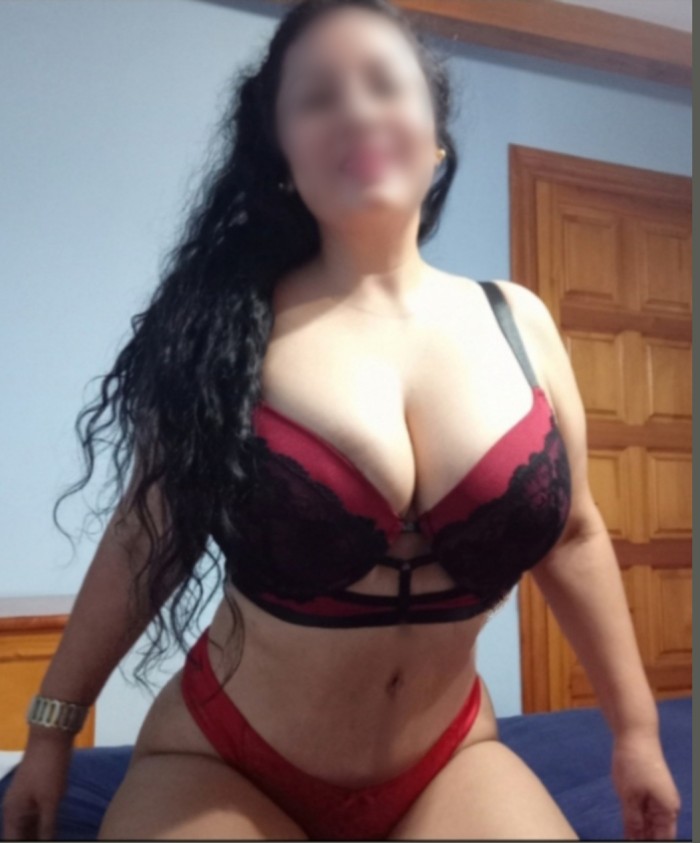 SEXY PECHOS GRANDES 150 NATURAL FINES DE SEMANA profile photo