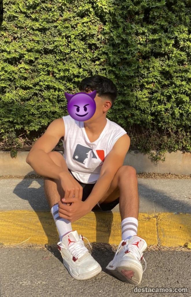 Alex y joven profile photo