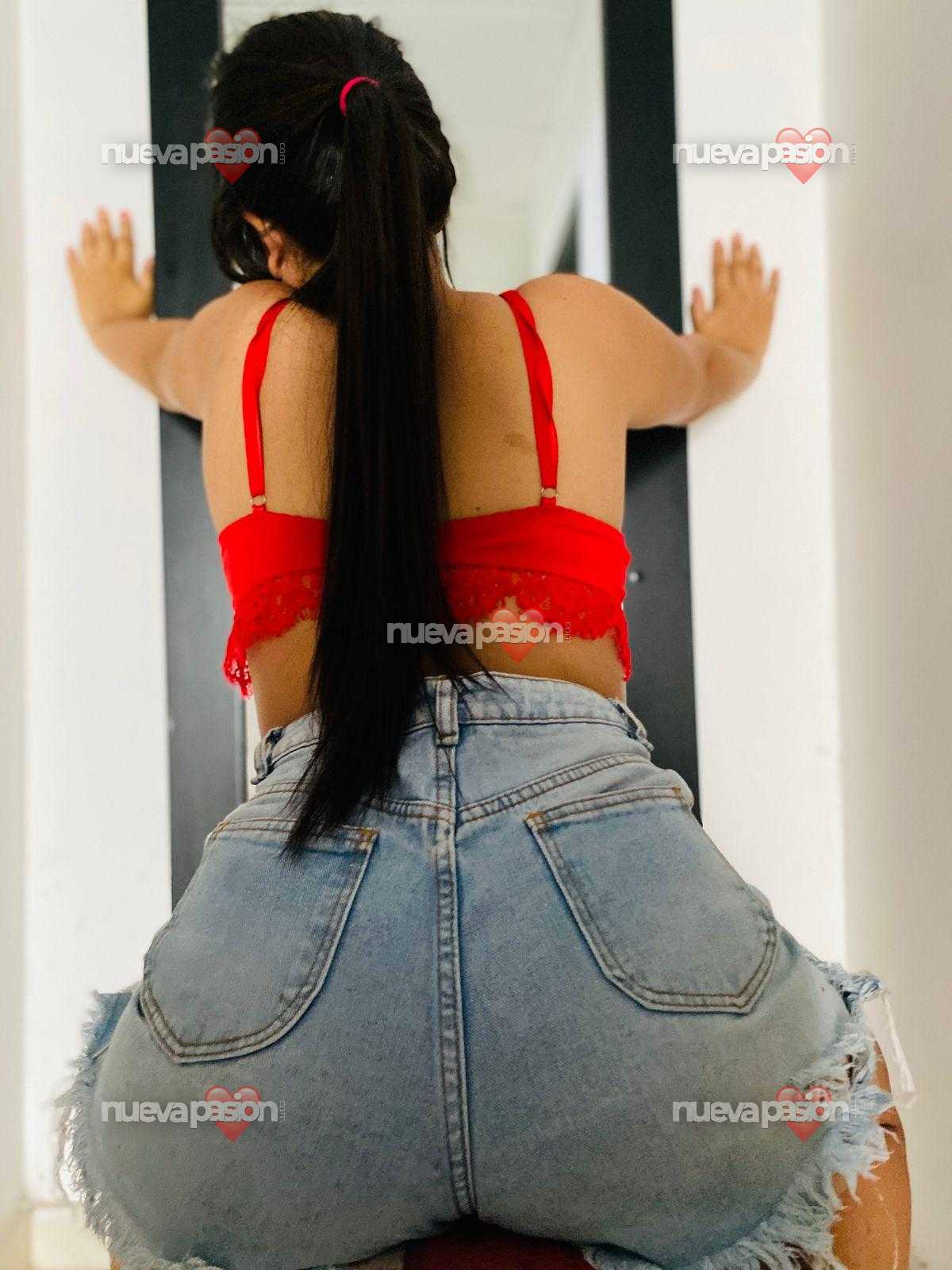 Morena colombian universitaria te saca la leche online sin limites!! profile photo