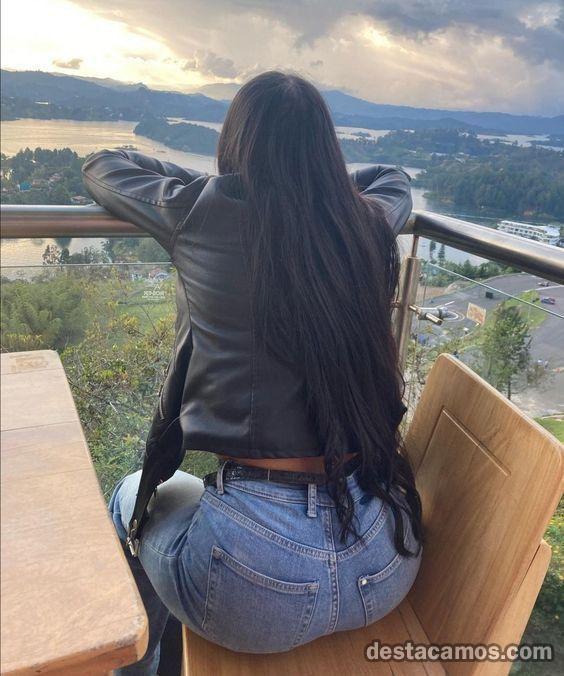 Morenita Canela 24 heures profile photo