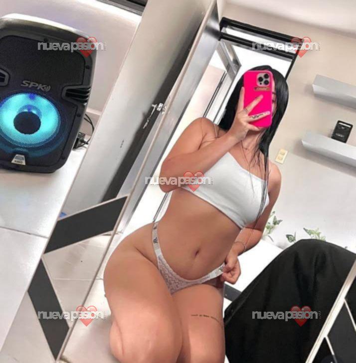 Holis mis amores estoy nueva en las canteras profile photo