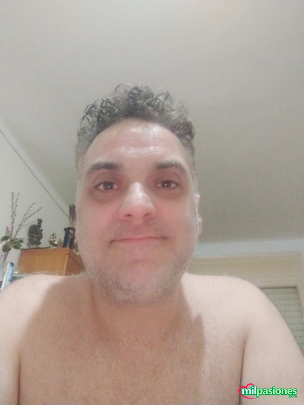 Cariñoso con ganas de conocer gente como yo profile photo