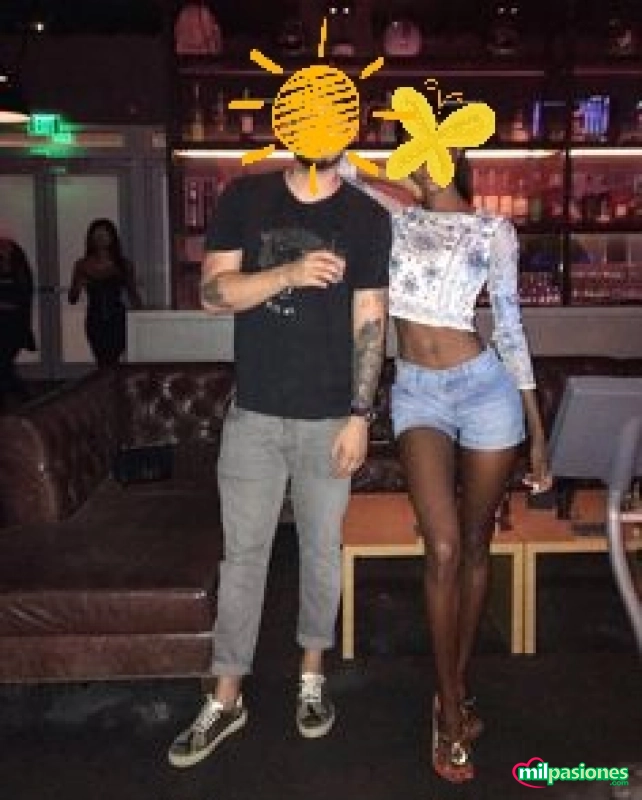 Chicas o parejas para pasarlo bien juntos profile photo