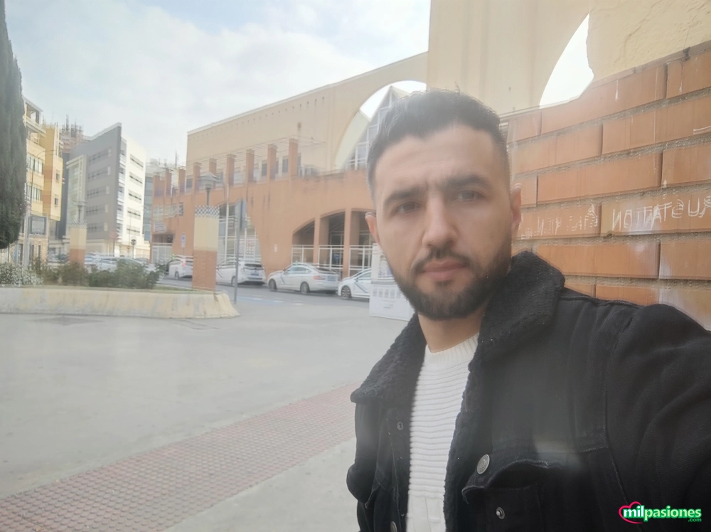 Hola buenas a todos estoy aquí para disfrutar y pasalo bien profile photo