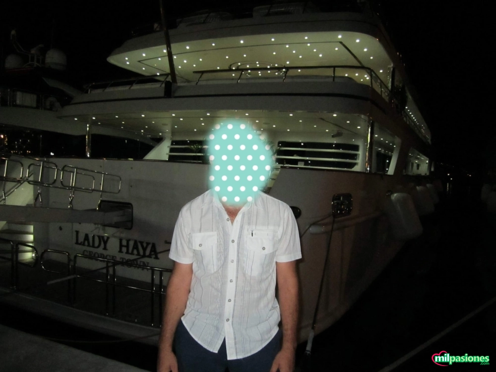 Hombre 46 atractivo y educado para mujeres que quieran nunsa profile photo