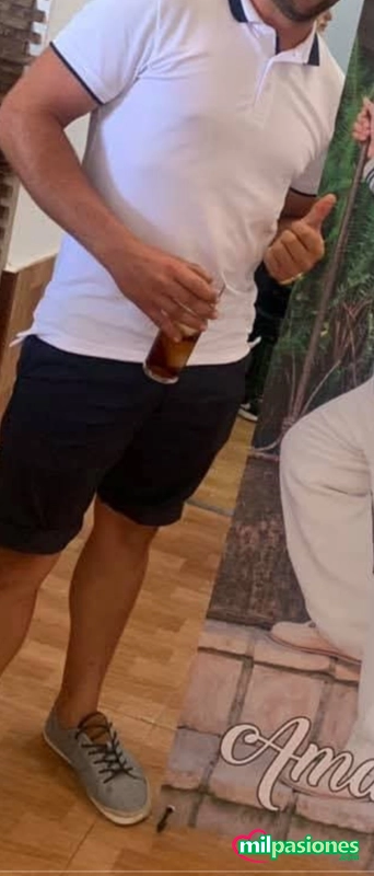 Me ofrezco solo para mujeres y parejas para buenos ratos profile photo