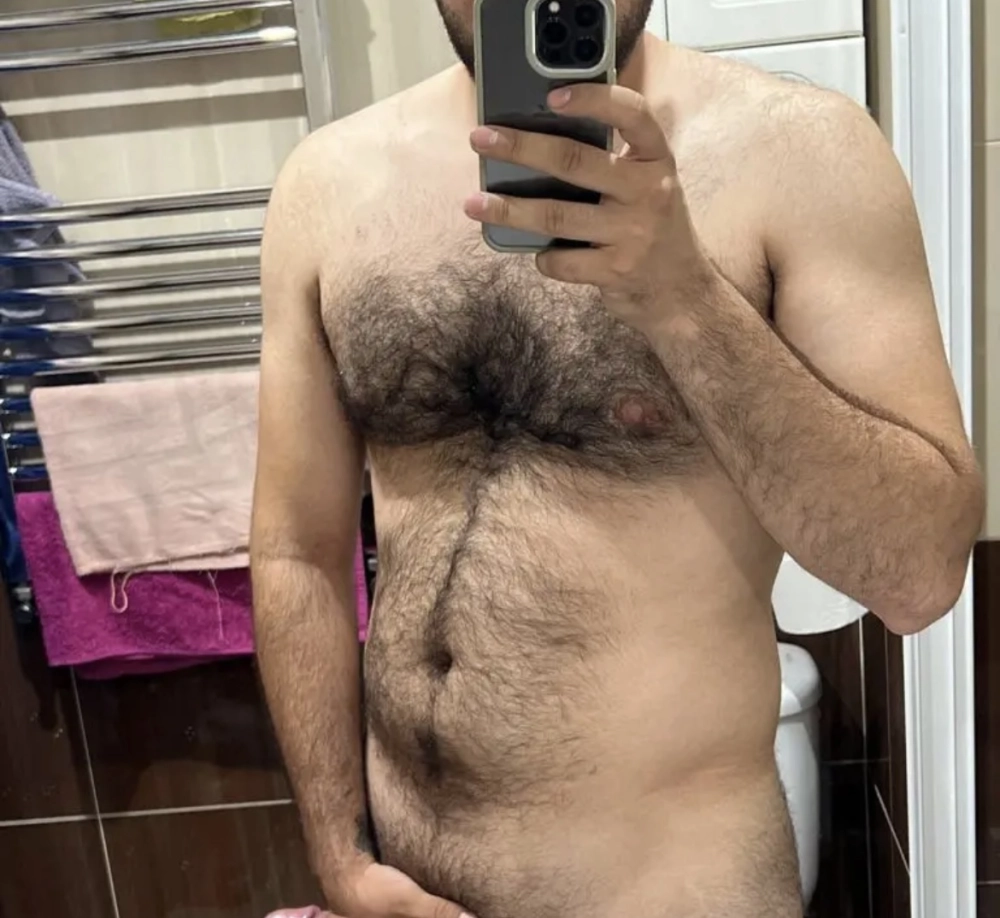 Joven morboso de 25 años busca financiar estudios profile photo