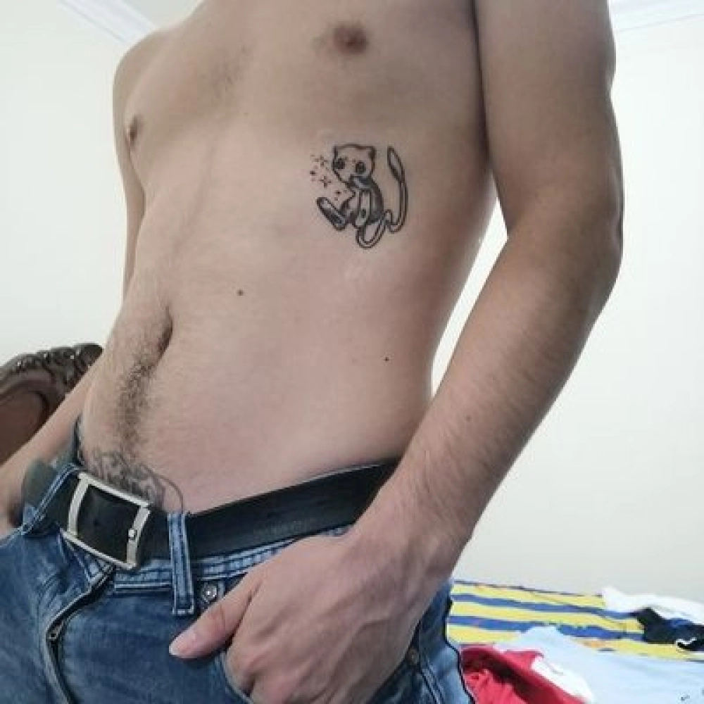 JOVEN DISPUESTO A LO NO SE ARREPENTIRÁ profile photo