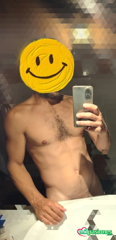 Busco pareja para cumplir vuestras fantasías profile photo