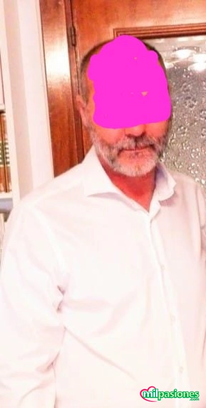 Hombre maduro buscando parejas/maridos sumisos.Voyeur. profile photo