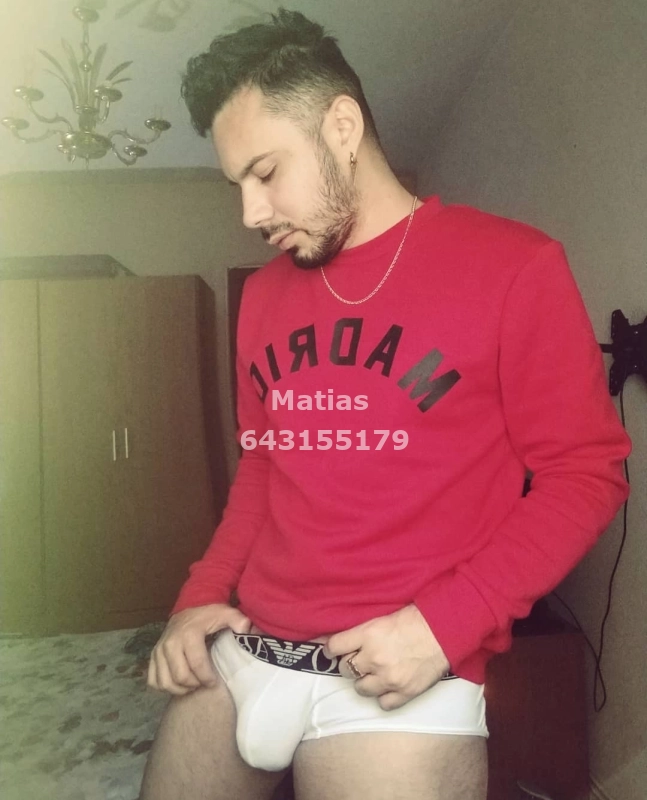 Ven y disfrutemos juntos de mucha adrenalina... mucha leche disponible profile photo