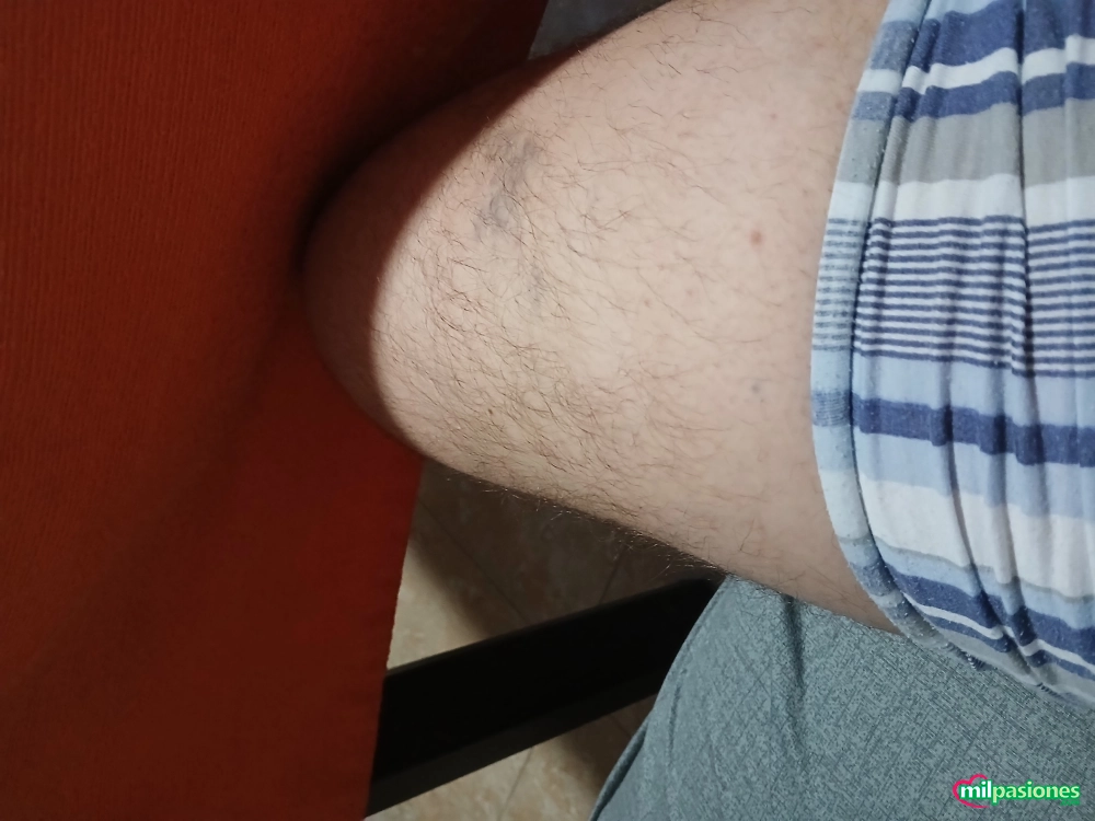Busco chico hetero para pasar buena tarde profile photo