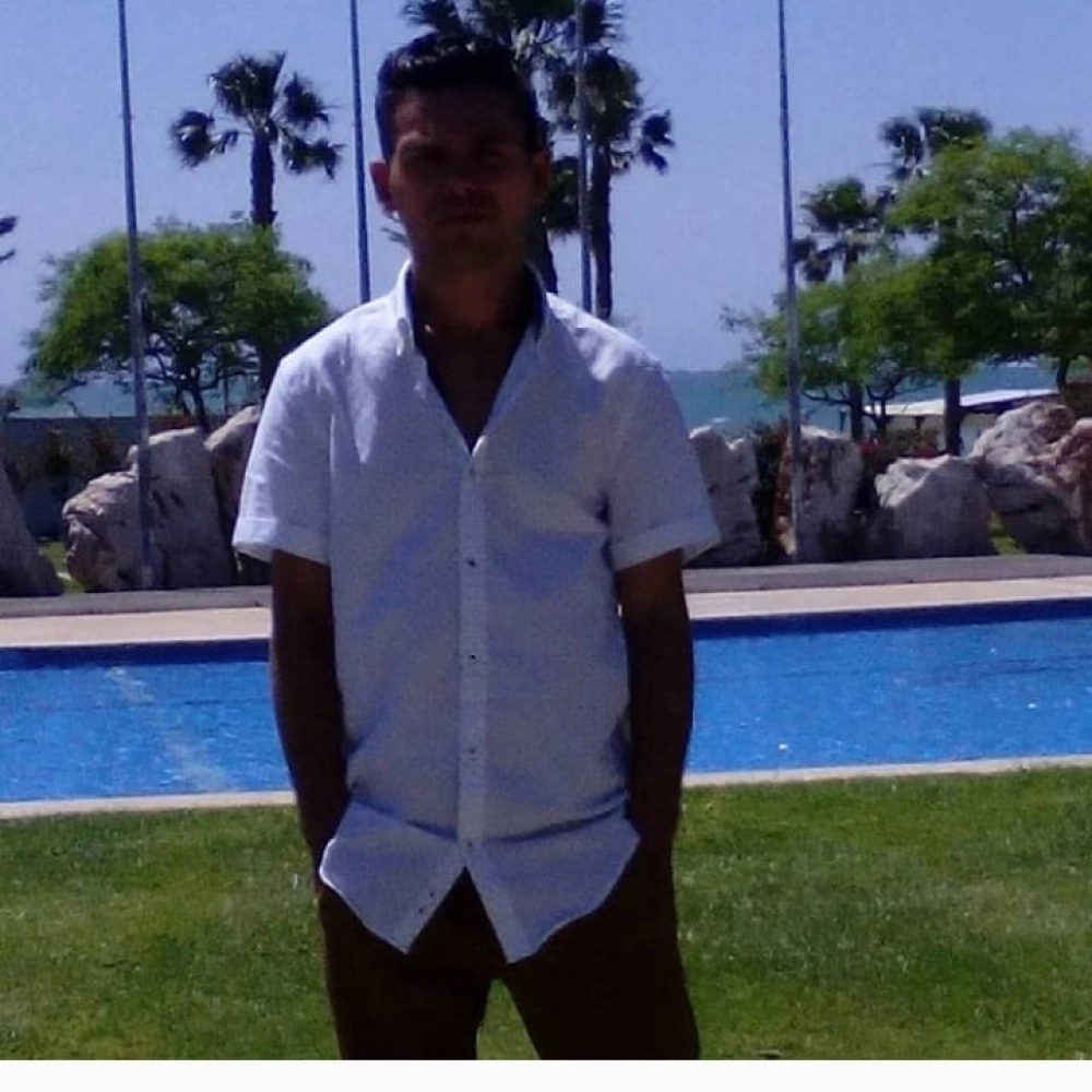 Mando fotos íntimas y videollamadas pago por bizum profile photo