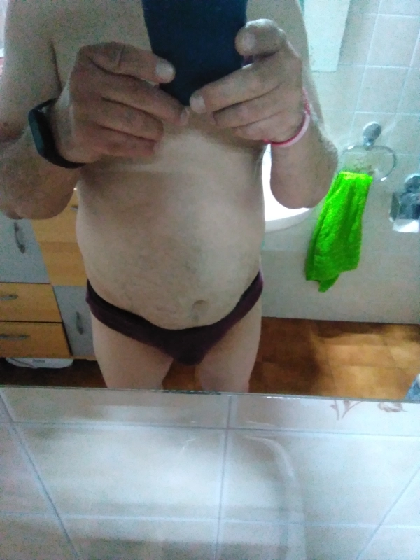 Chico de 54 me Ba el morbo soy discreto i soy de Girona limpio liberal profile photo