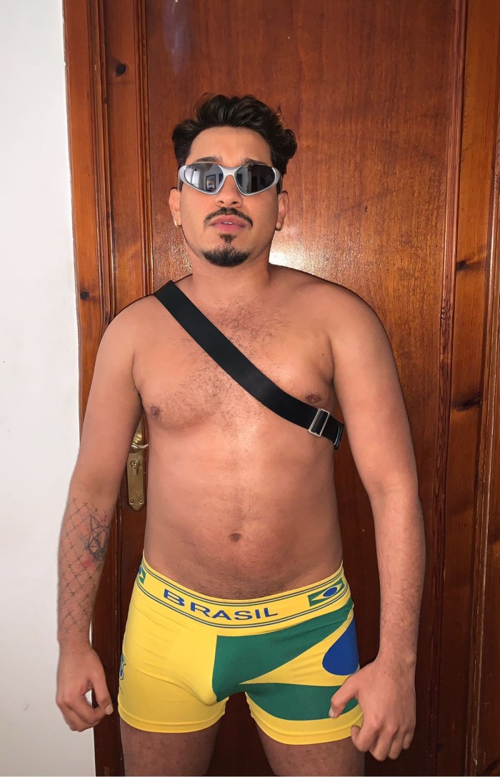 DAMIAN MACHO ACTIVO BISEXUAL DOMINANTE profile photo