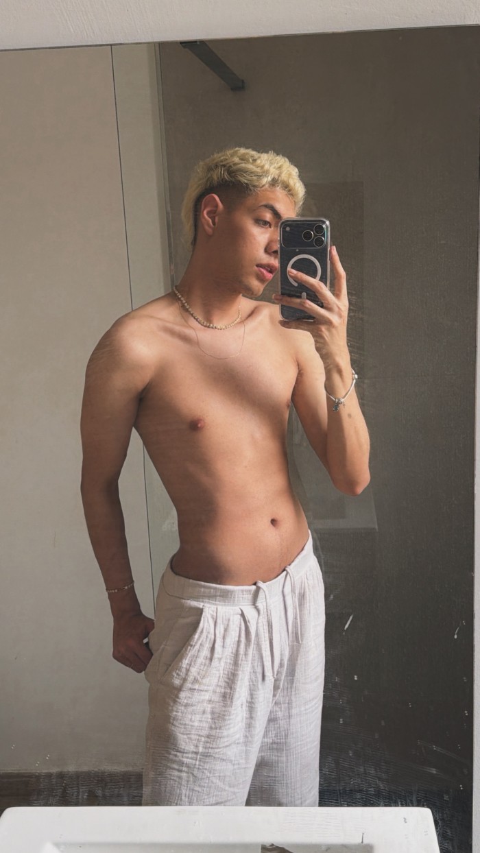 MATHIAS CHICO COLOMBIANO CON PISO PRIVADO profile photo