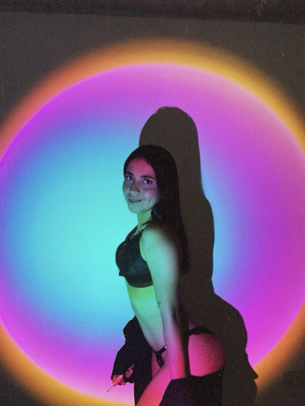 Colombiana en Irun Soy una chica muy tierna y complaciente profile photo