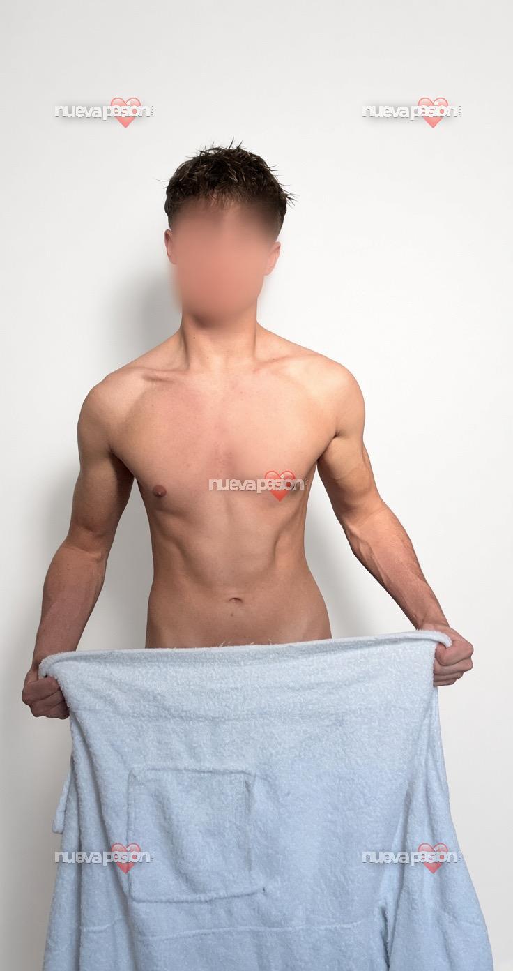 Joven Modelo para masajes y servicios de escort profile photo