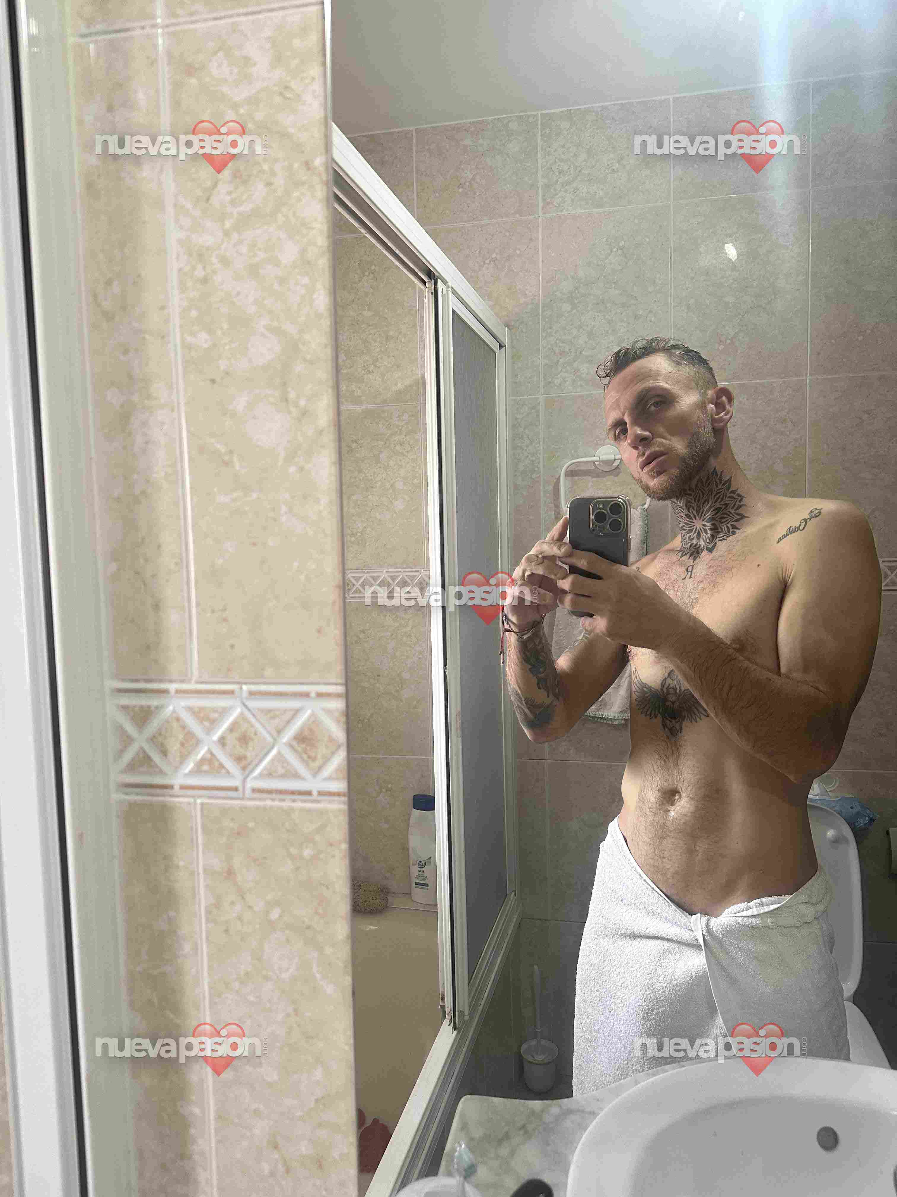 Bienvenido a mi lado oscuro donde tú fantasía se harán realidad aquí podrás ver mi lado más caliente & nos podremos conocer profundamente SERÁ NUESTRO SECRETO profile photo