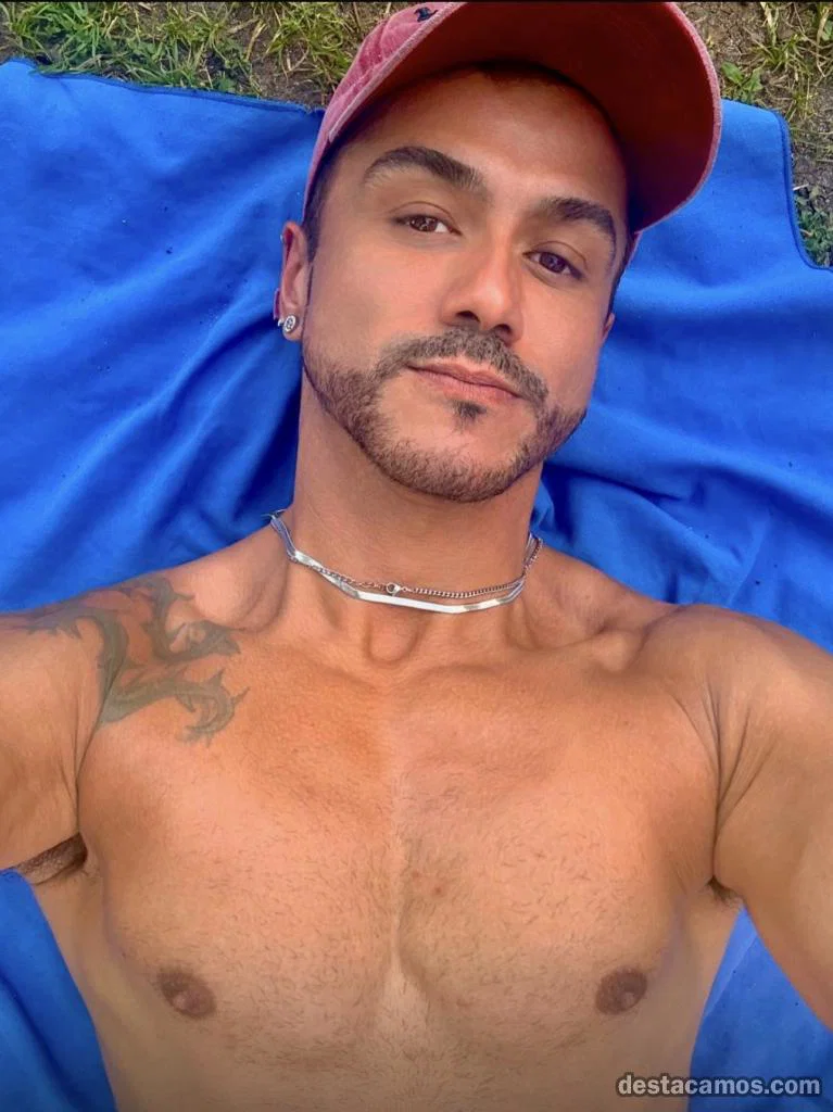 Latino_damian profile photo
