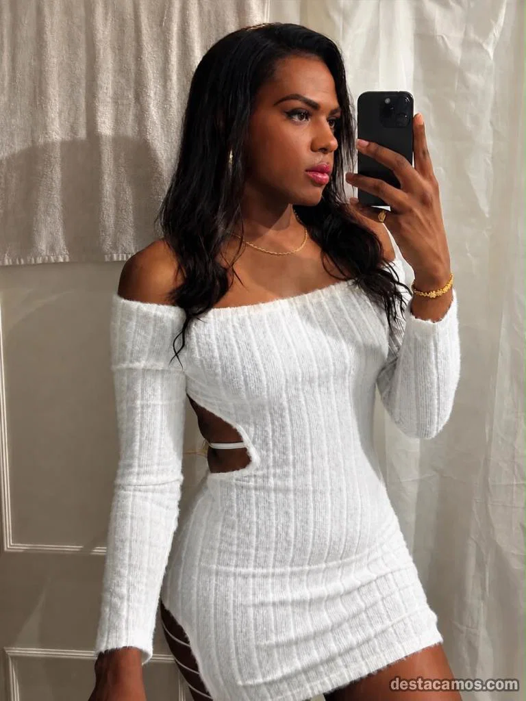 Instagram telegram y X @biancasaavedra profile photo