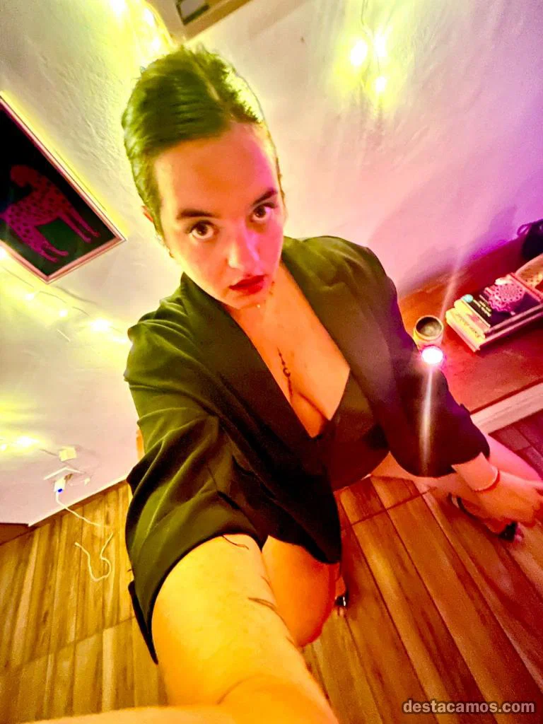 nuevita en todo este royo ... Luna profile photo