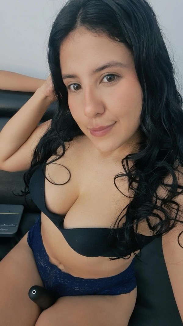 COLOMBIANA TRIGUEÑA SENSUAL Y CARIÑOSA DISPUESTA profile photo