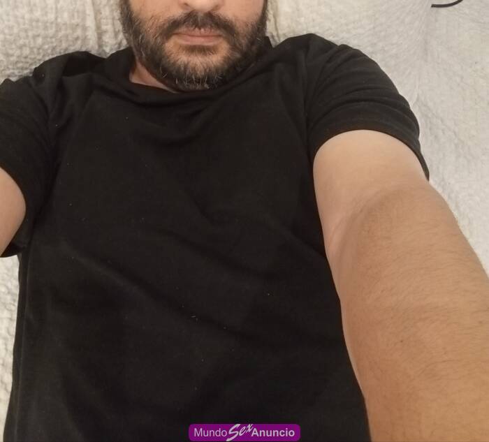 Hombre cuaranten busca mujer madurita o casada profile photo