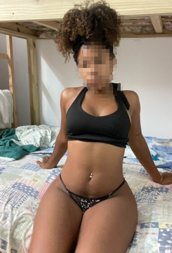 LINDA MULATA RECIEN LLEGADITA A BURELA profile photo