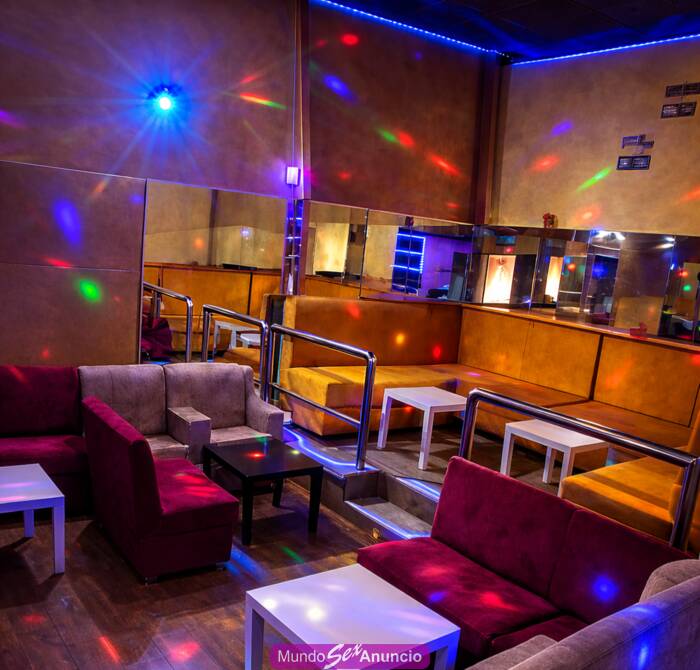 I'm looking for girls to work as waitresses in a club – Parla profile photo