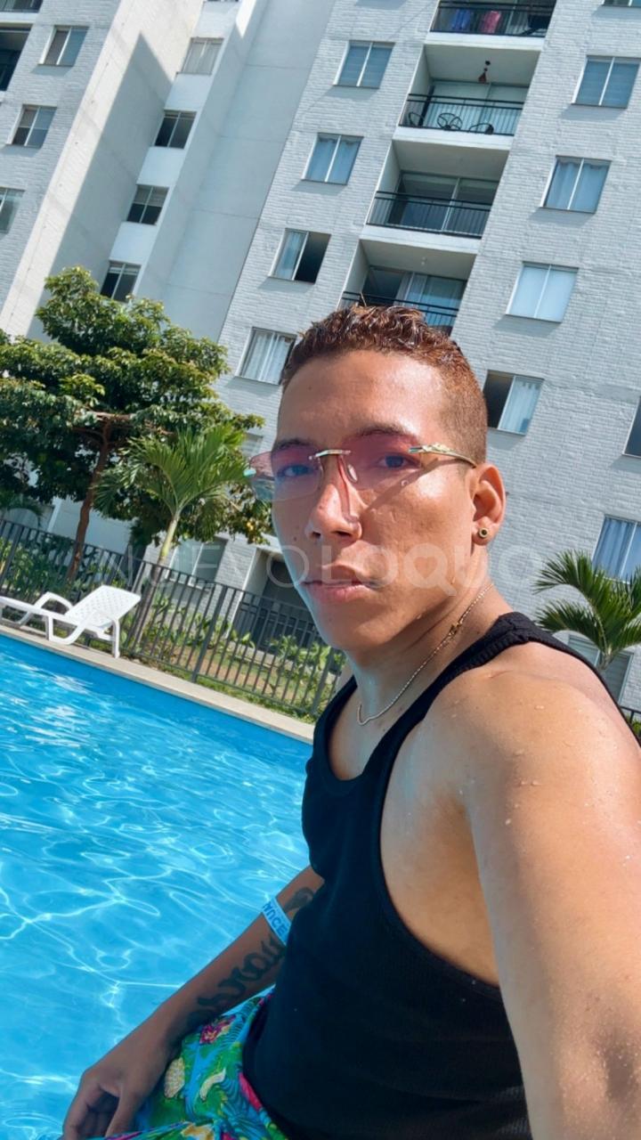 Mulato 23 años recién llegado a bcn dispuesto a profile photo