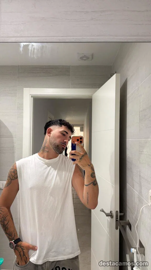 Adrián vega profile photo