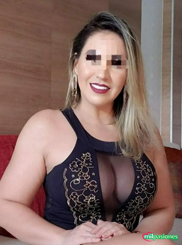 Madurita masajista erotica en camilla profile photo