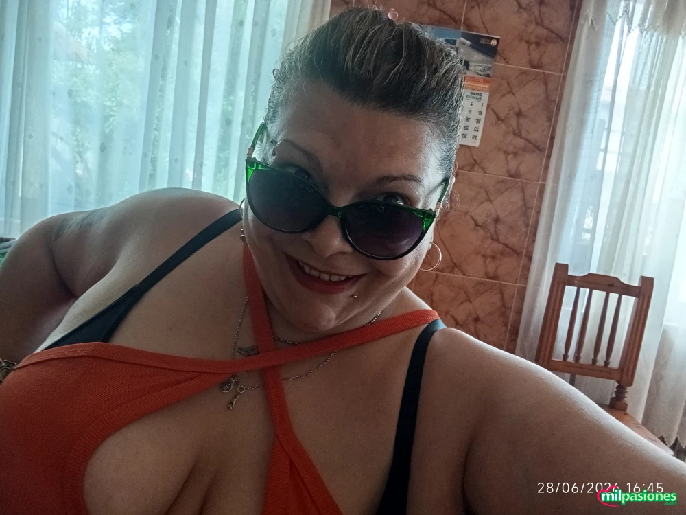 Dos amigas te hacen de todo buen trato llámame profile photo
