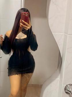 QUIERO QUE TE CORRAS EN MIS PECHOS profile photo