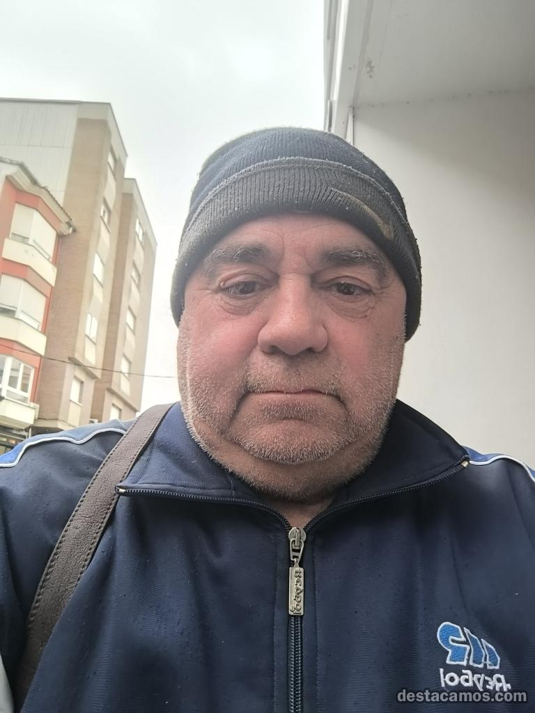 Masajista se ofrece a mujeres y/o parejas profile photo
