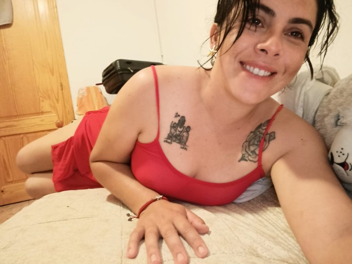 EN IBIZA ESCORT BRASILEÑA DE PASO POR LA ZONA BUSCO DIVERTIRME Y ME DISFRUTARAS profile photo