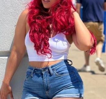 Disfruta el con una Latina de profile photo