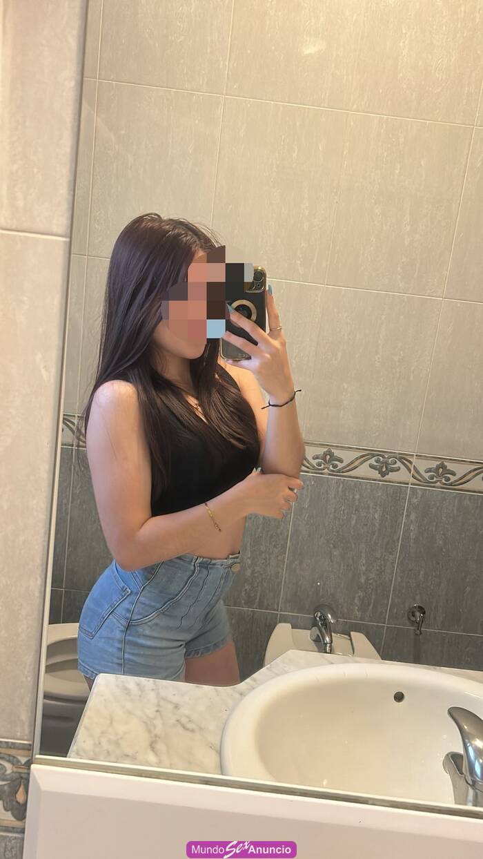 Jovencita explosiva amposta profile photo