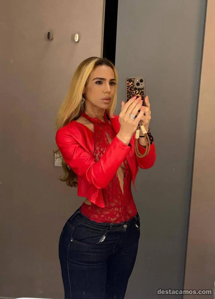 AMANDA BELLISIMA TOP. Fascinante profile photo