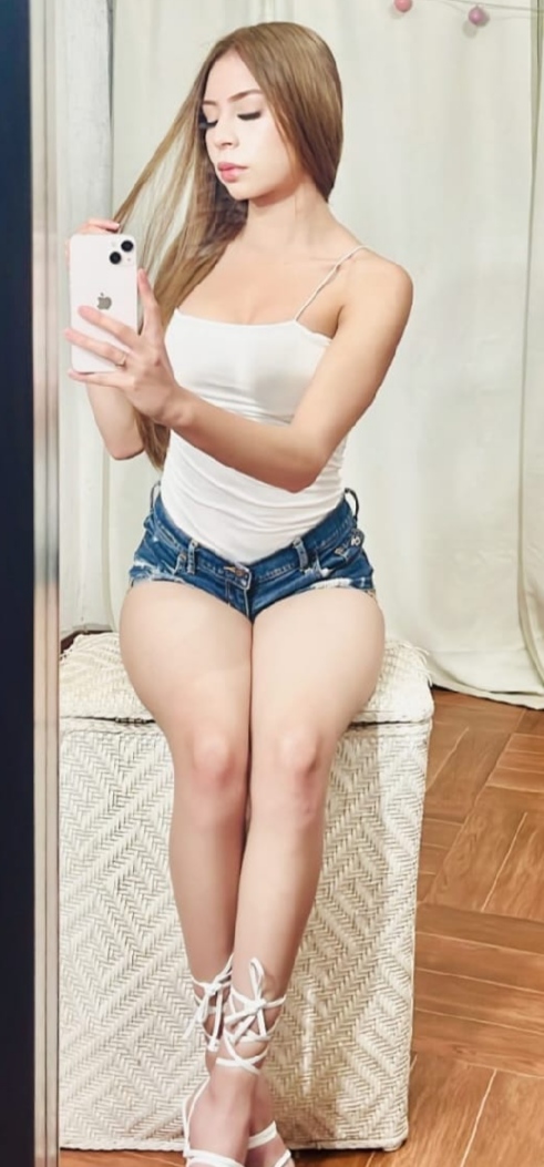 LATINA JOVEN MUY GUAPA .. FIESTERA EN ALGECIRAS profile photo