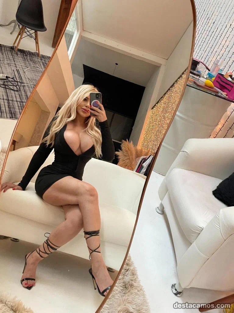 Muy hermosa Pamela Ferrari profile photo