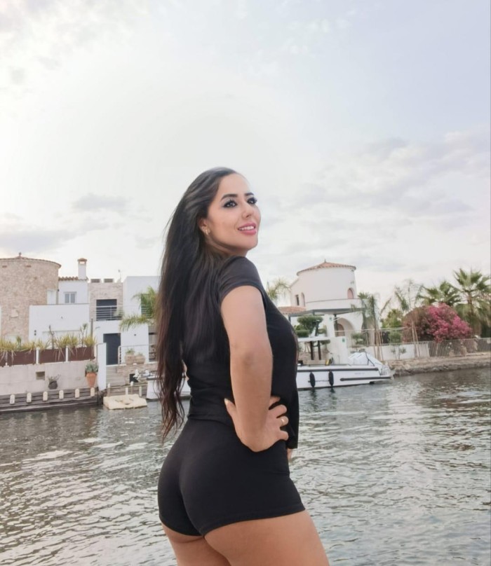 LINA ESPECTACULAR PURO HURRACAN EN LA CAMA profile photo