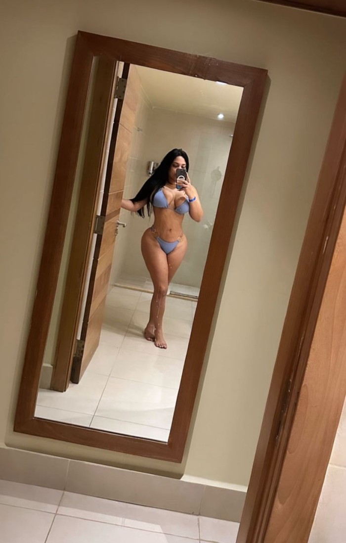 TRANS ARDIENTE FIESTERA EN VECINDARIO SEXO FIESTA profile photo