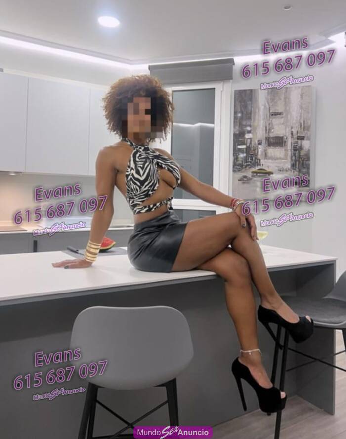 Goddess of Ebony elegance and evil come and meet me profile photo
