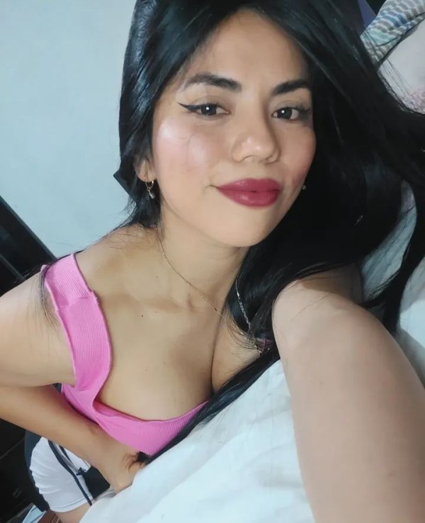 linda flaca encantadora y cautivadora colombiana fiestera profile photo