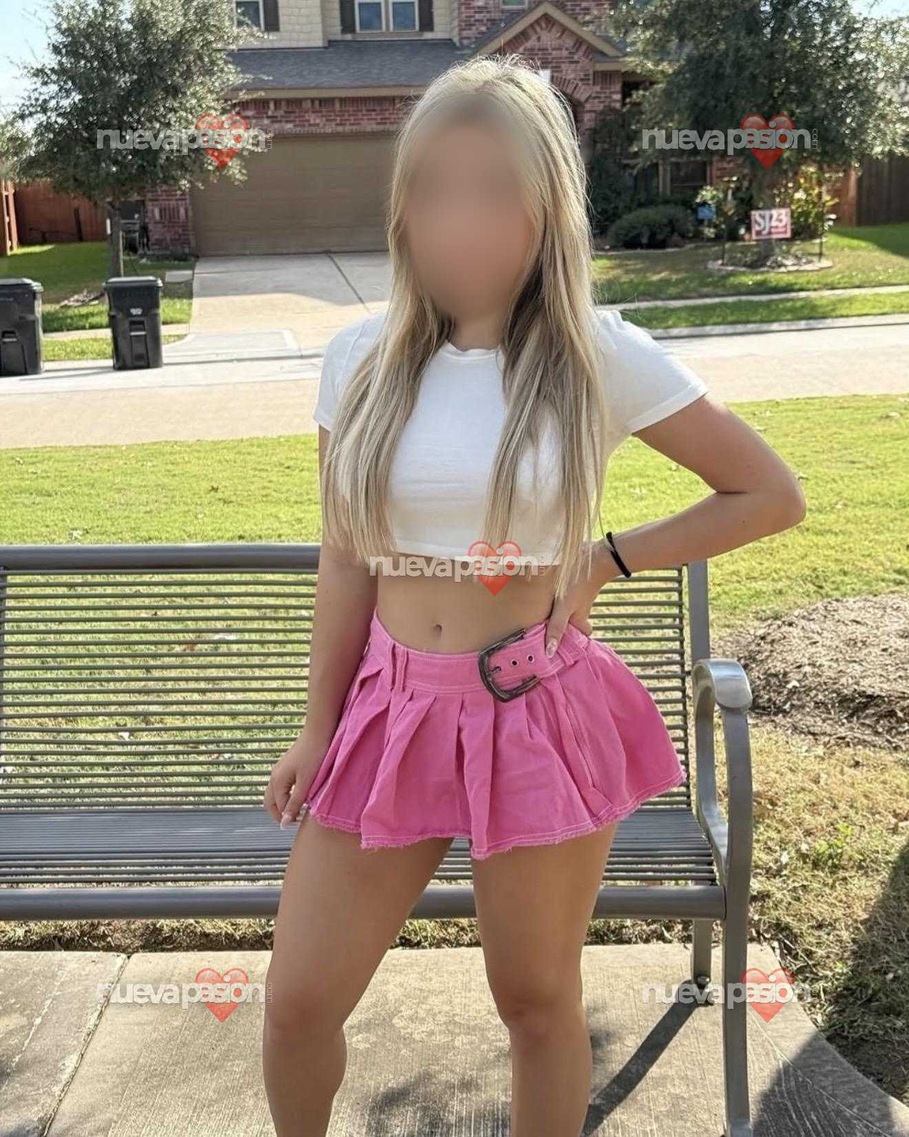 Lourdes latina profile photo
