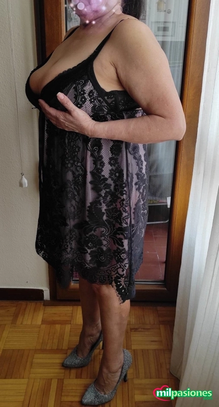 SETENTONA UNA ABUELA COMPLACIENTE MUY ANIMADA Y DIVERTIDA profile photo
